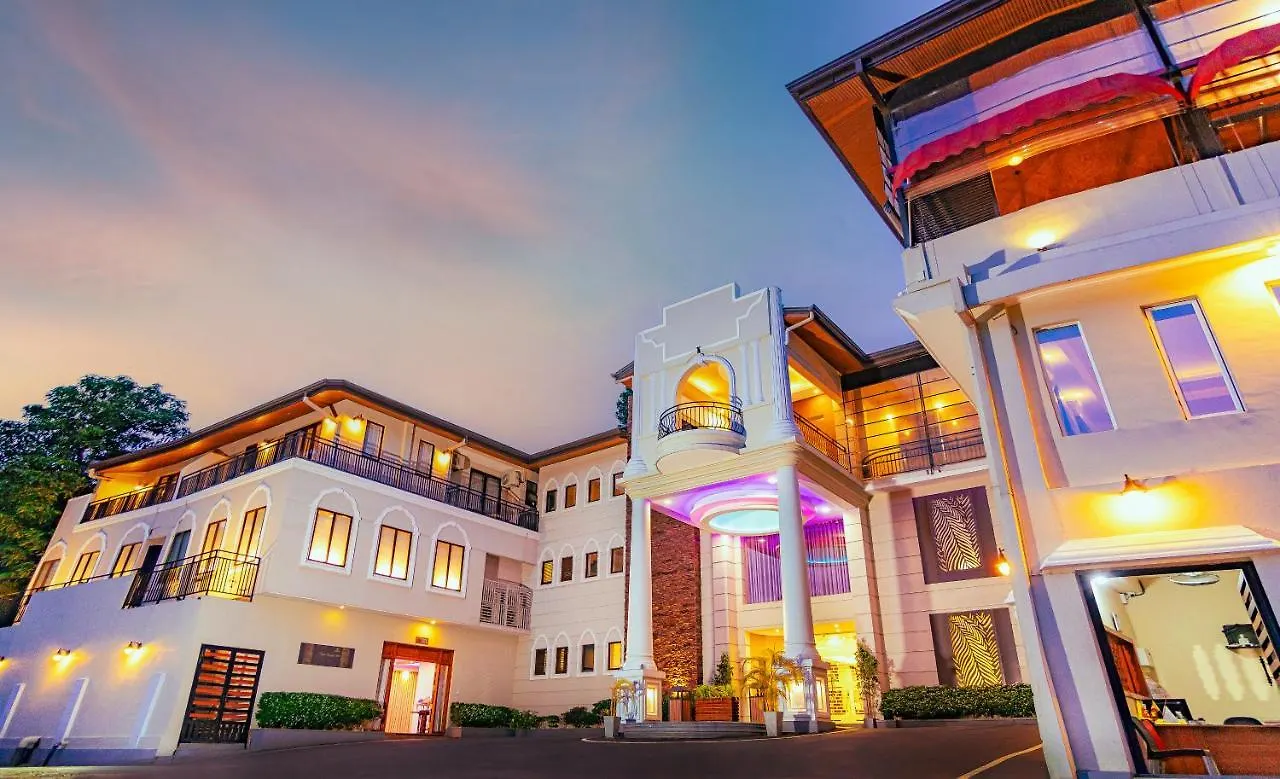 Royal Classic Resort Kandy